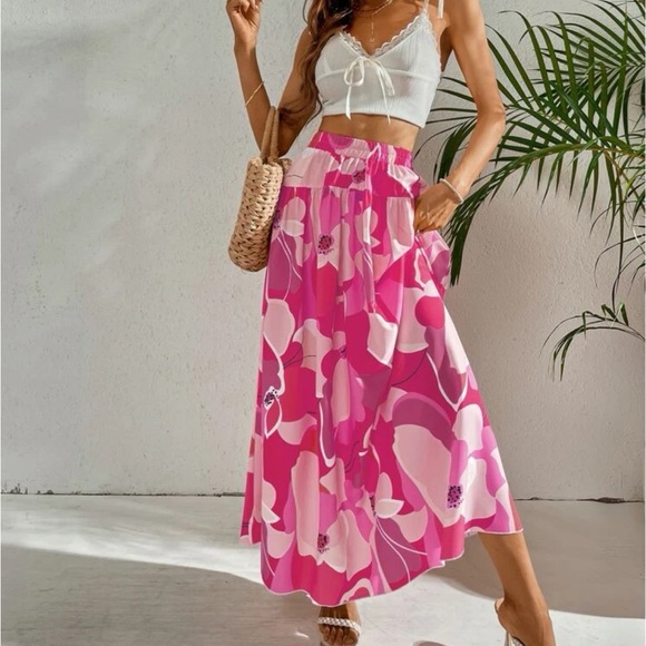 Dresses & Skirts - Bohemian Boho Floral Tropical Maxi Skirt Purple